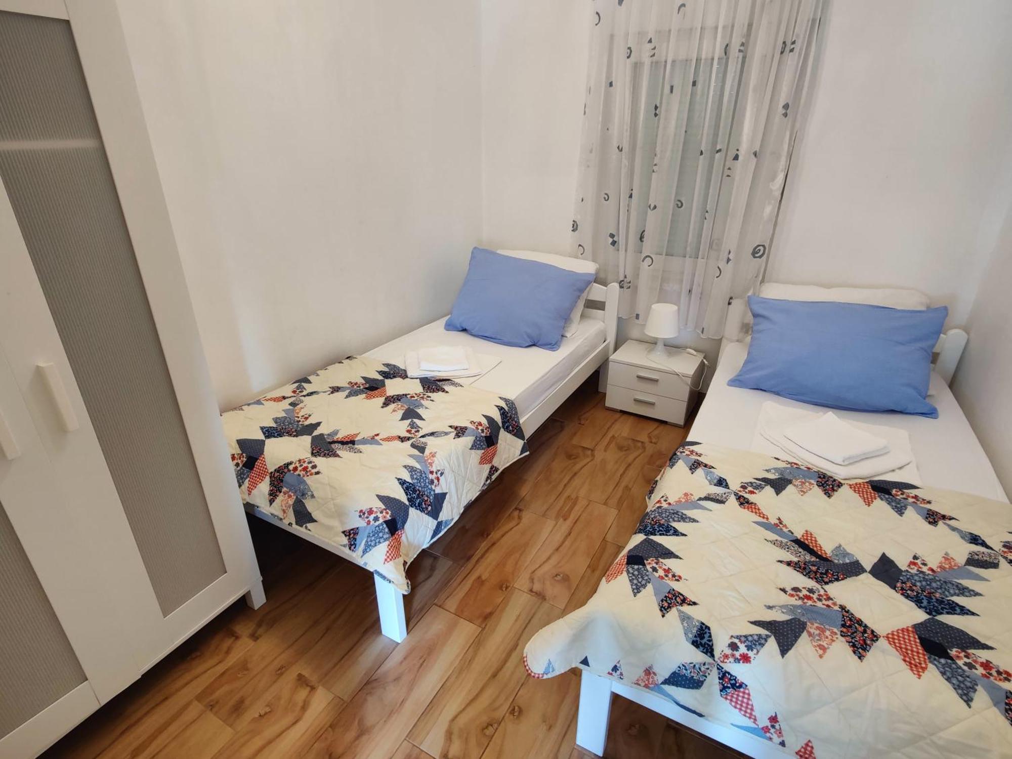 Apartments Fida Vir Εξωτερικό φωτογραφία