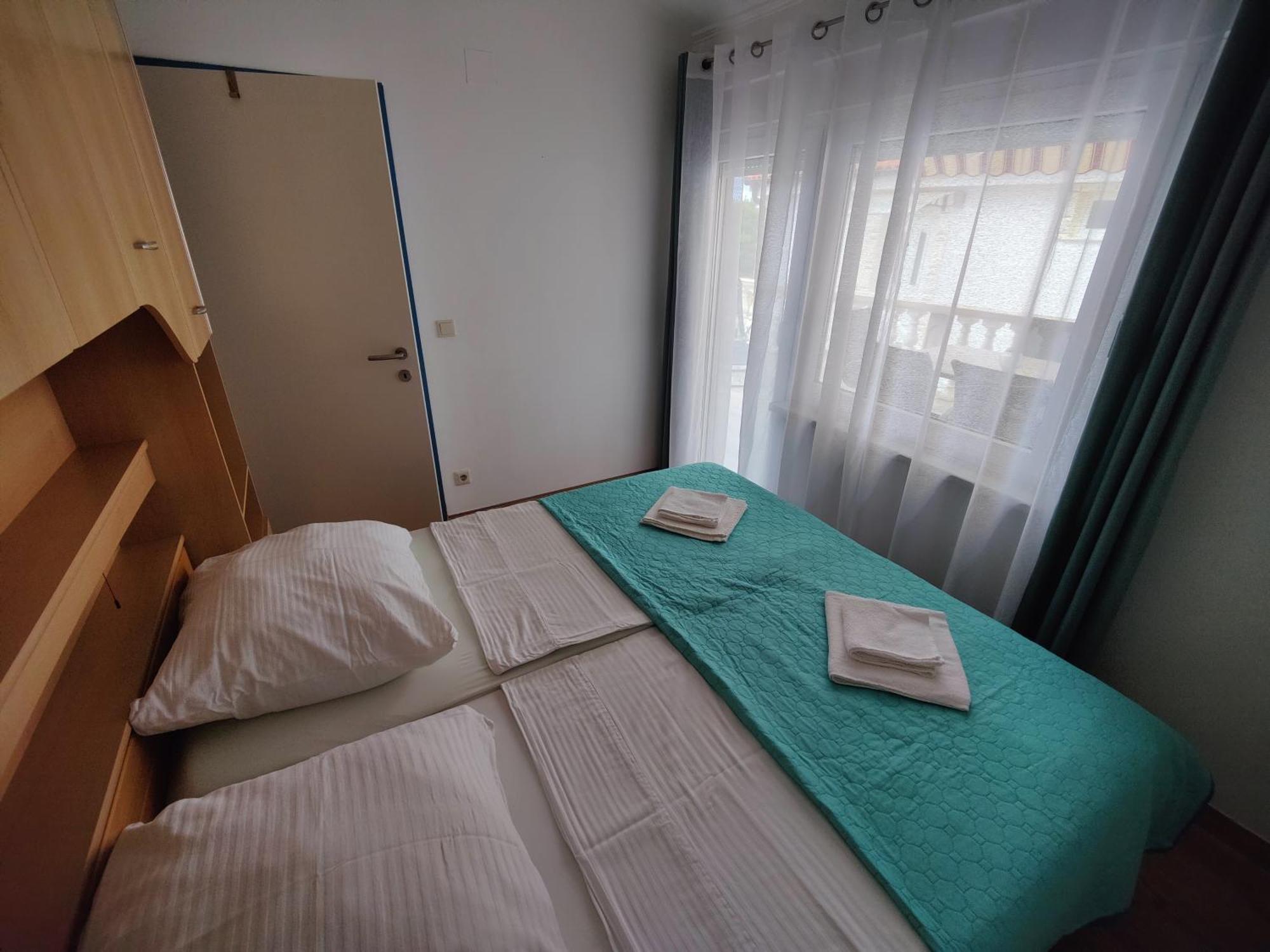 Apartments Fida Vir Εξωτερικό φωτογραφία