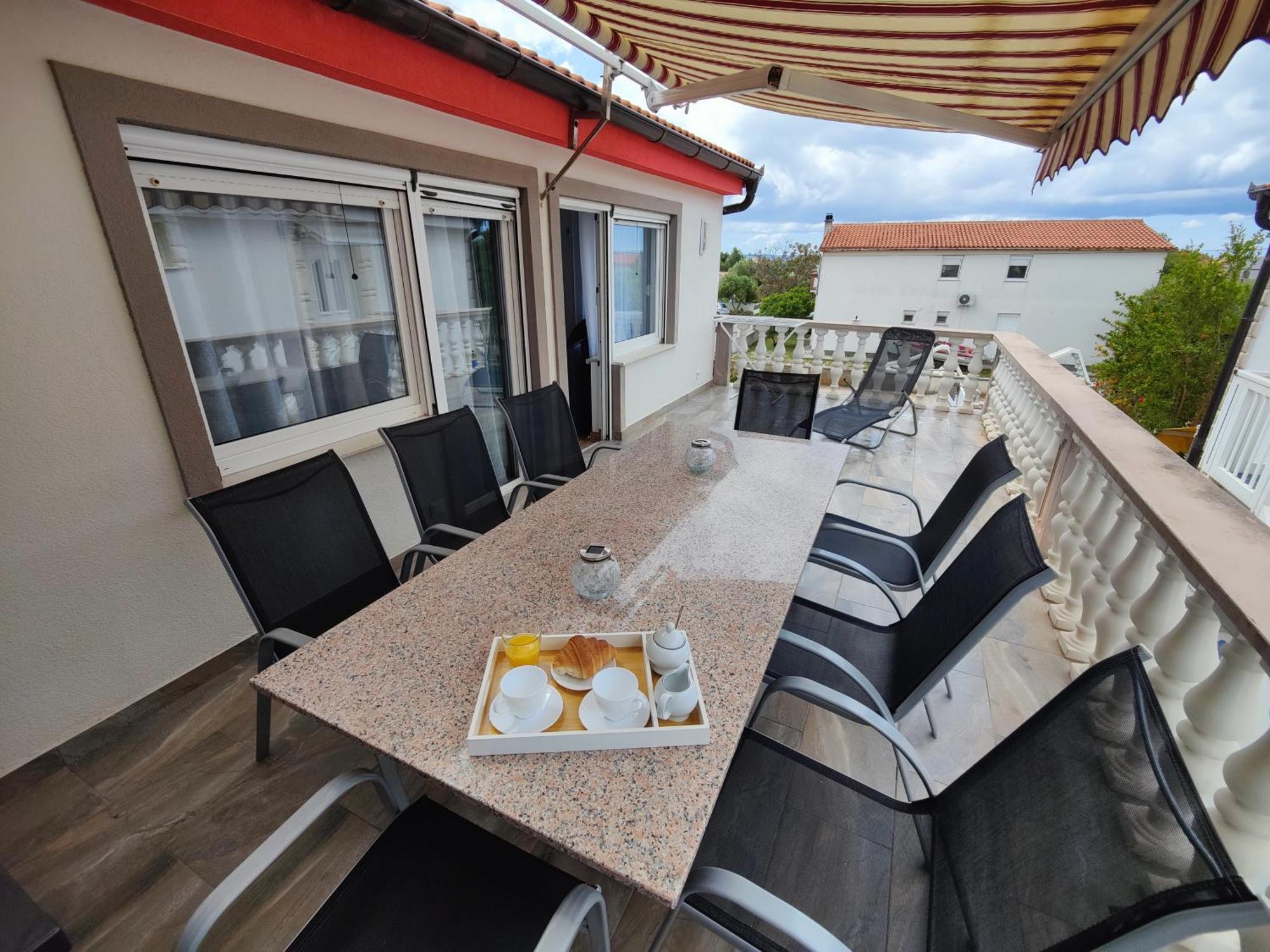 Apartments Fida Vir Εξωτερικό φωτογραφία